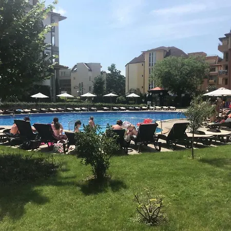 Olimp Nadezhda Apartment